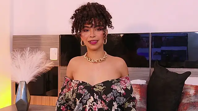 Watch TamaraMontiel live on EroticFlix - High definition streams
