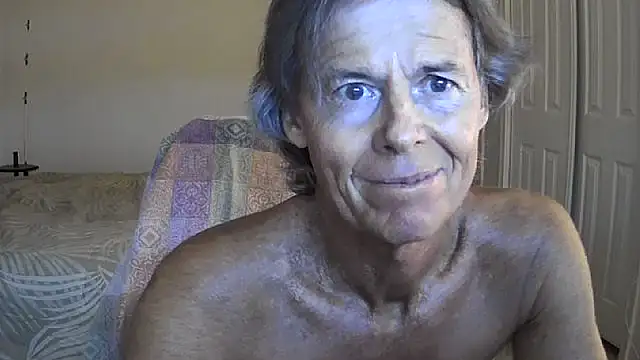 nakeedcowboi65 webcam