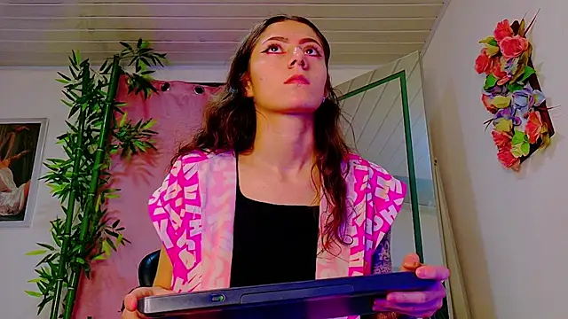 scarlet-jonesx webcam