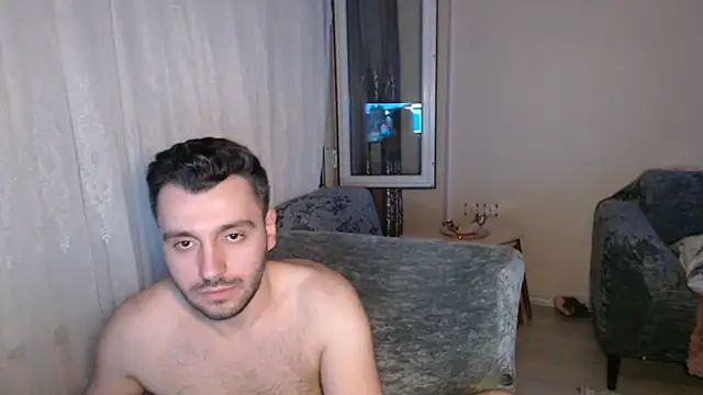 handsomeee04 webcam