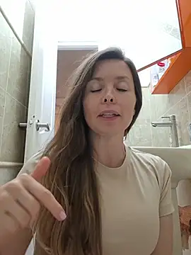 karina_warthon webcam