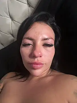 BELLABLACKXUK webcam