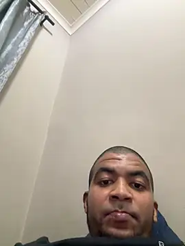 sweetdick021 webcam