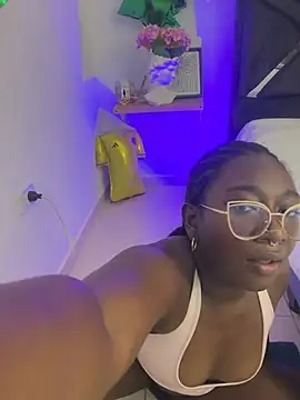ZahhyFrequency webcam