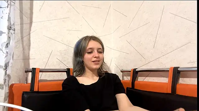AntoinetteCrispell webcam