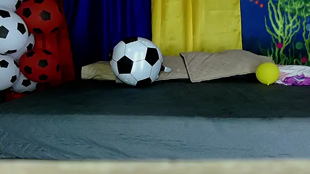 lulu_petite webcam
