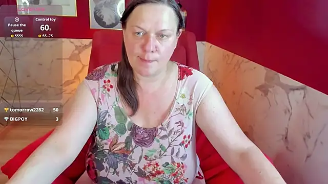 KellyPerfection webcam