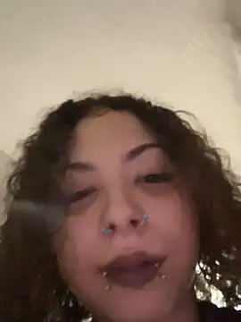 Nattiddlg live cam on StripChat