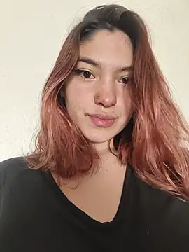 Victoria_Beaumont webcam
