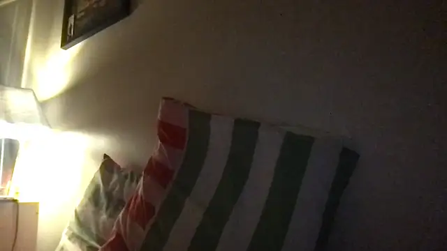 Missunderstood82 webcam