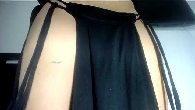 fox_loves (F young) - Cum hard good girl