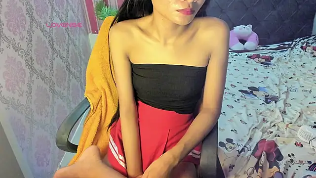 Mica_Jones webcam