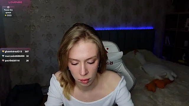 Lucia_wow webcam
