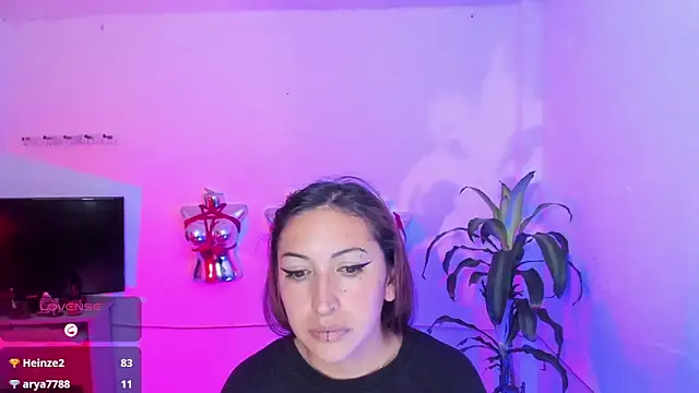 LucyStrike_ webcam