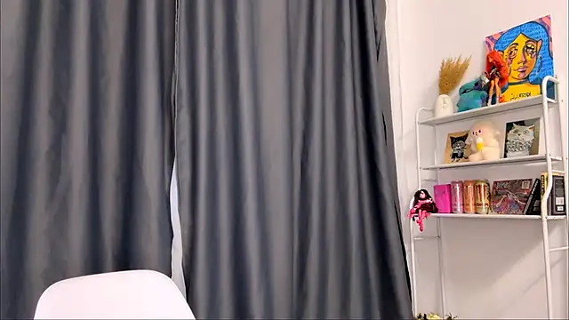 SmilingCutie webcam