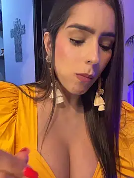 Mau_White