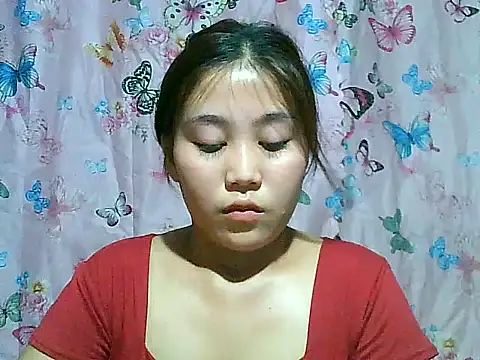 SexyAsianPussy4u live cam on StripChat