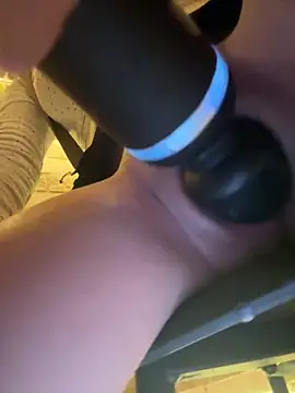 SweetBunnyGF live sex cam