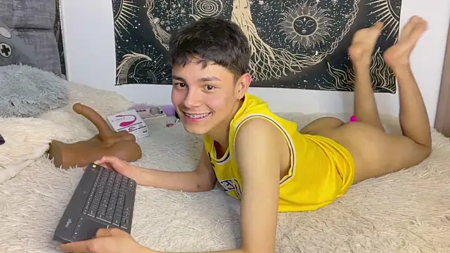 Andy_Belier23's live cam