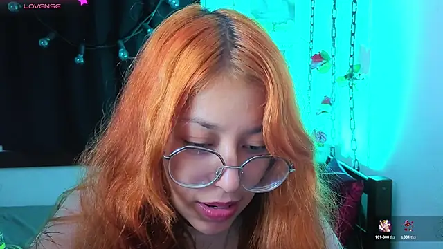 _Moon_Johnson webcam