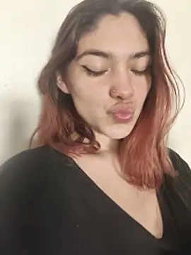 Victoria_Beaumont webcam