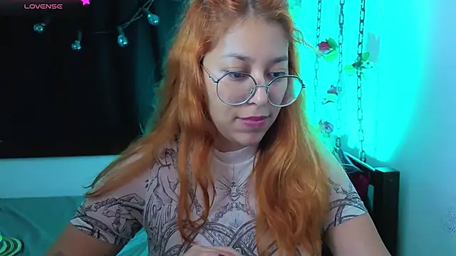 _Moon_Johnson webcam