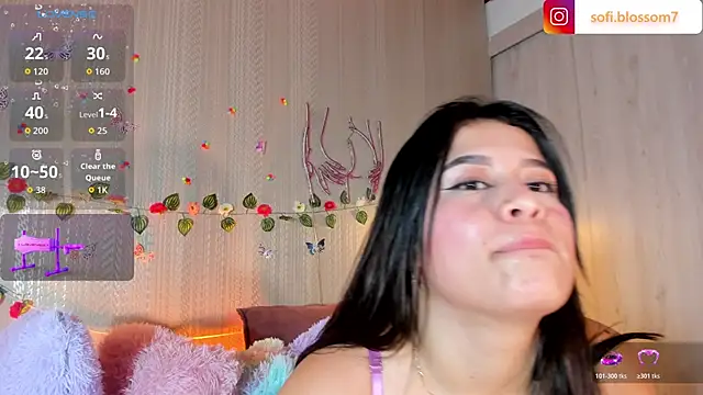 Sofi_Blossom webcam