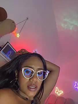 AlisonHoot69 webcam