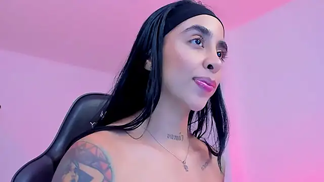 sophierooy22 webcam