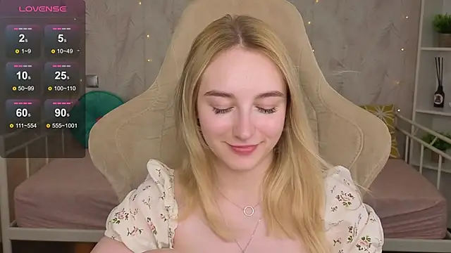 Shy_Polly webcam