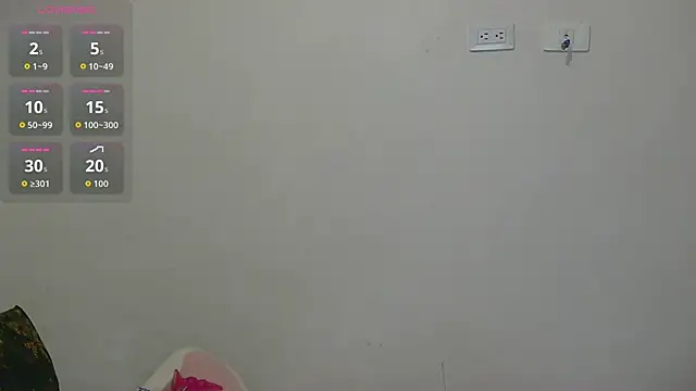 zyra_vex webcam