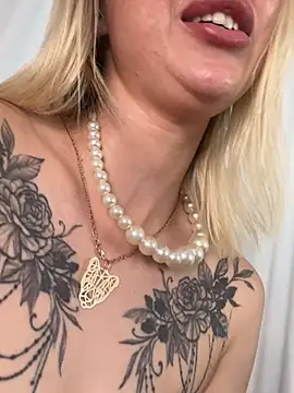 teasebabexxx (F young) - DOMI INSIDE PUSSY