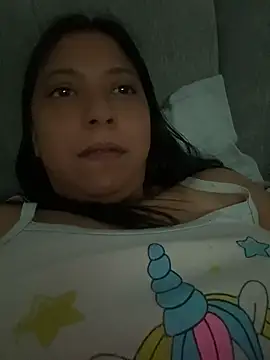 Leylafourniert webcam