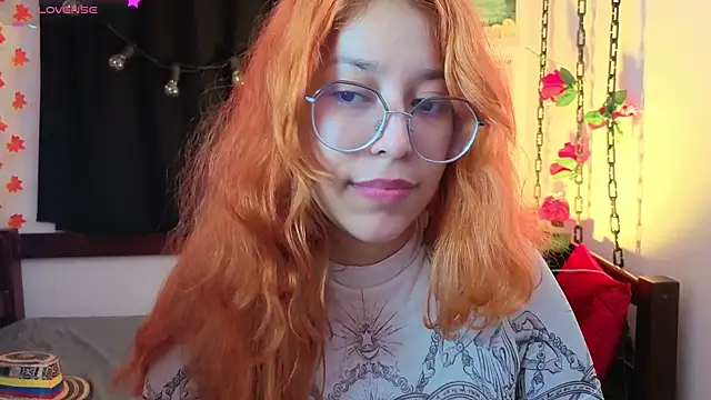 _Moon_Johnson webcam