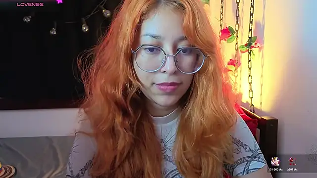 _Moon_Johnson webcam