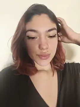 Victoria_Beaumont webcam