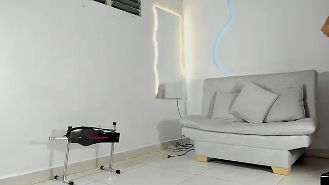 ArohomLester_ webcam