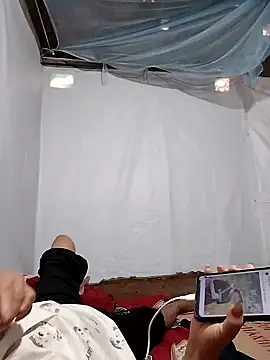 BigAss-69 webcam