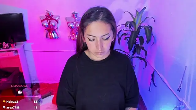 LucyStrike_ webcam