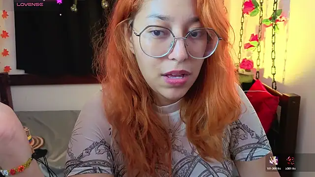 _Moon_Johnson webcam