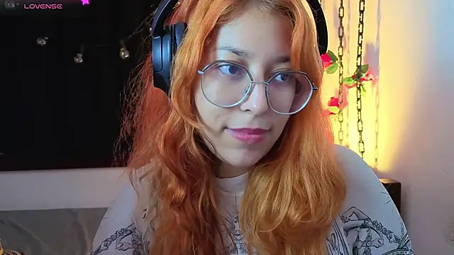 _Moon_Johnson webcam