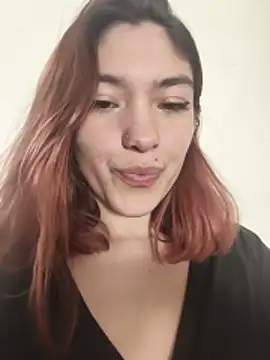Victoria_Beaumont webcam