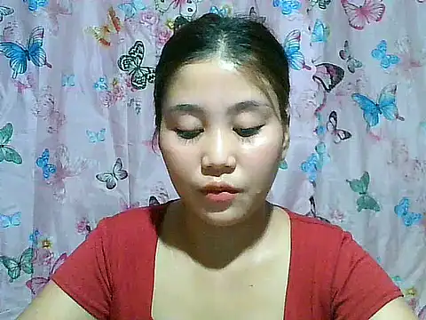 SexyAsianPussy4u webcam