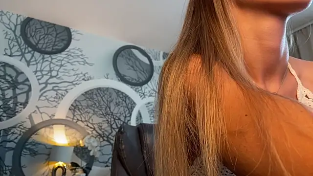 viviann_evans webcam