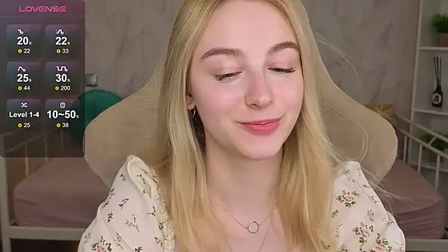 Shy_Polly webcam