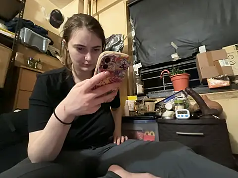 Snowbunnycake_131 webcam