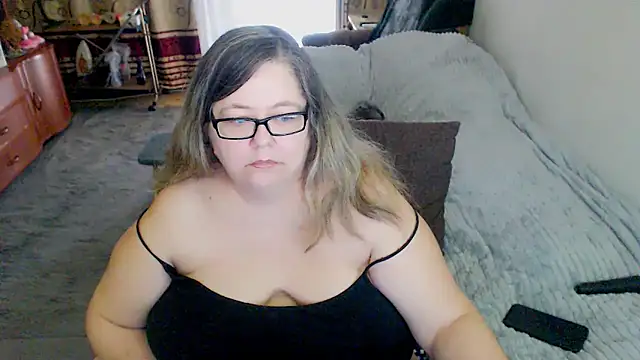 sex2 (F mature) - naked, squirt