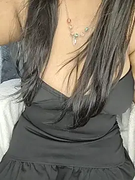 Watch Curvy_Pooja live on EroticFlix - High definition streams