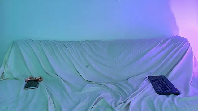 Nikki__uwu webcam