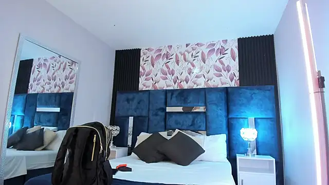 AmmyJones_ webcam
